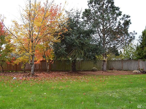4th image of 23514 108th Ct E