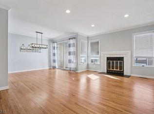 13 Eton Ct, Bedminster, NJ 07921