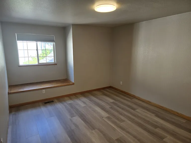 1632 Foxhall Ct — Photo 15