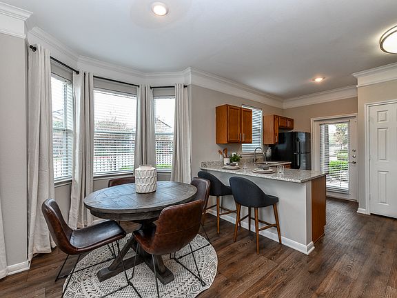 3rd image of 13099 Westheimer Rd #2-1012