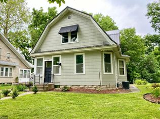 2082 Highland Ave, Burlington, IA 52601