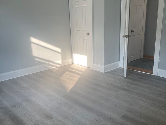 5th image of 235 Demarest Ave #2B