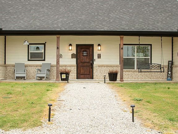 2nd image of 1144 Alamo Rd