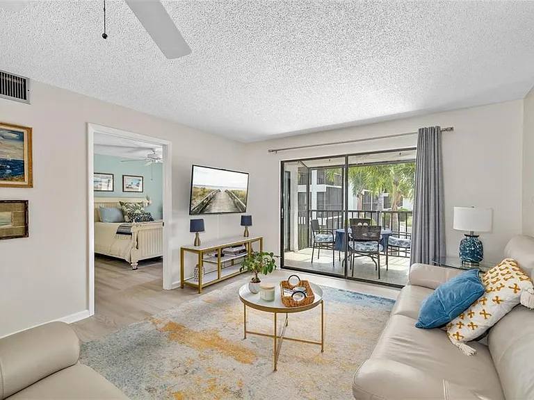 7201 Curtiss Ave #2D — Photo 7
