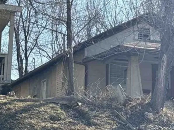 418 Olive St, Hannibal, MO 63401