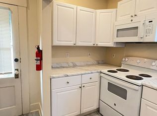 89 Connecticut River Rd #3, White River Junction, VT 05001