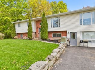 93 Tannery Rd, Madoc, ON K0K 2K0