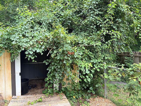 2nd image of 5616 Windy Willow Dr
