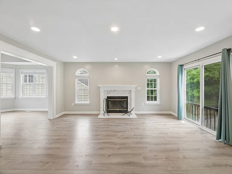 713 Mimosa Cove Rd — Photo 27