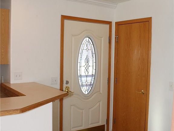 3rd image of 1106 White Ave S