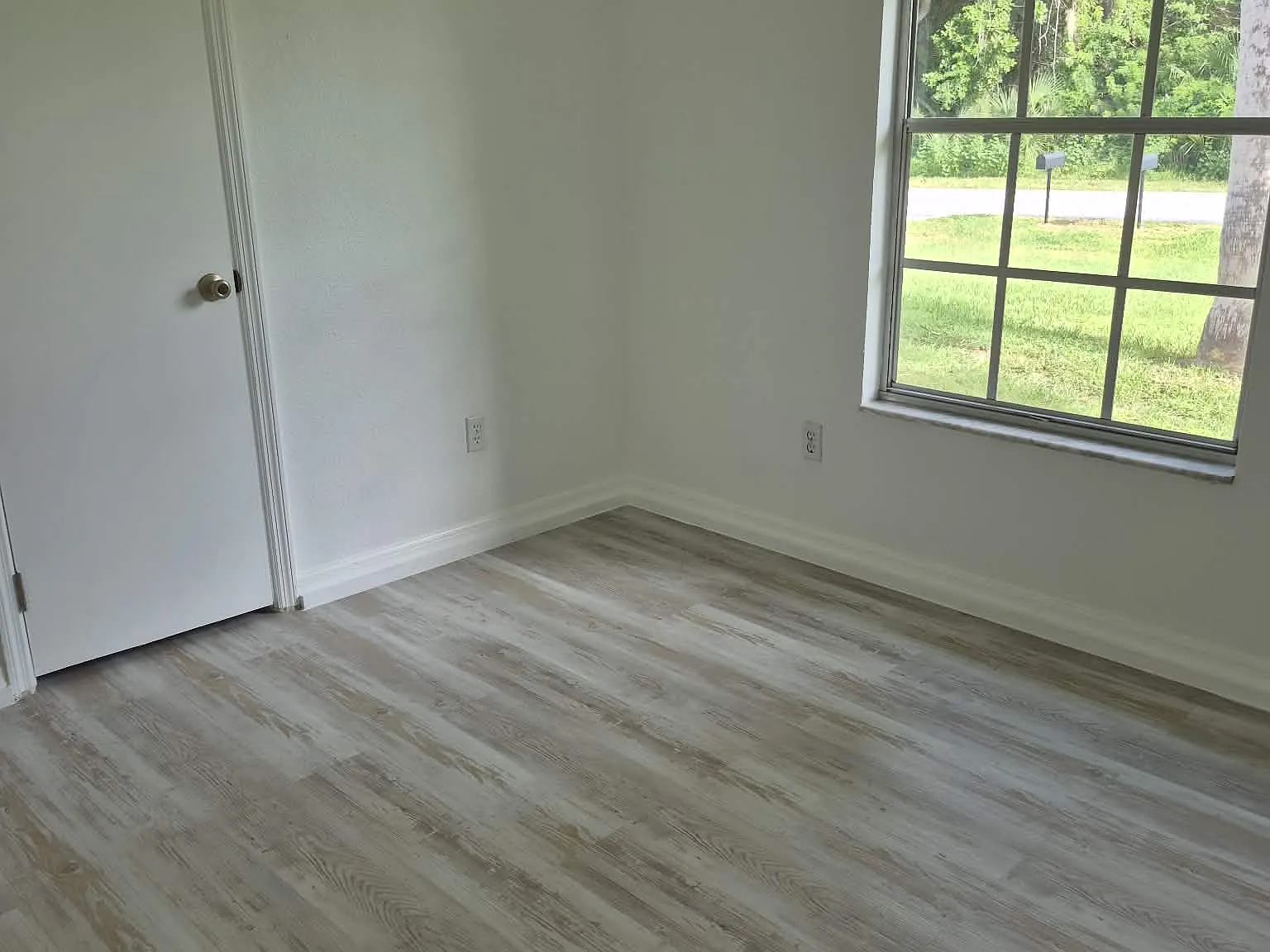 3 bed, 1250 sqft, $1,750 — Photo 4
