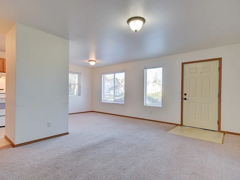 0111-1177 NW Elwha Street — Photo 5