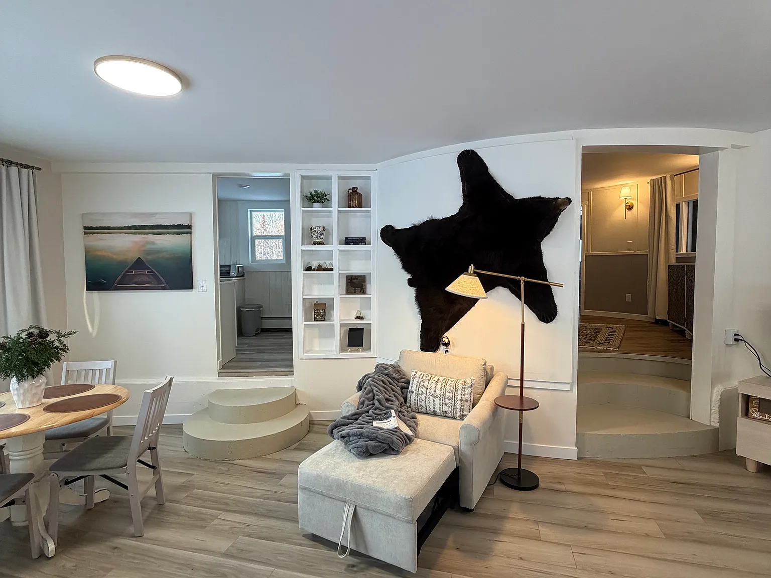 2 bed, 923 sqft, $2,500 — Photo 2