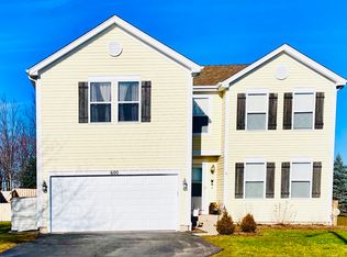 600 Sara Ln, Marengo, IL 60152