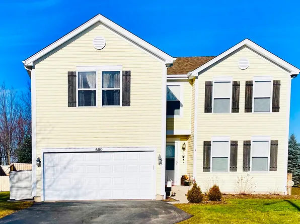 600 Sara Ln, Marengo, IL 60152