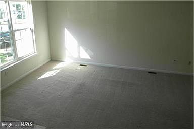 5th image of 3753 Bedford Dr