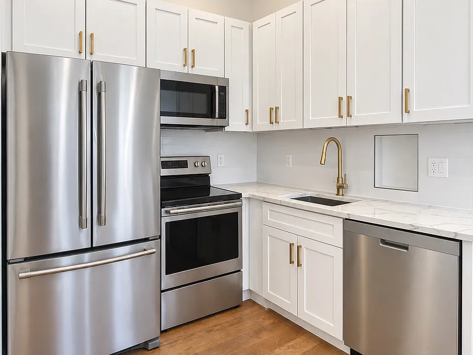 704 Decatur St #3F