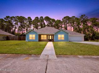817 Kyle Cir, Waveland, MS 39576