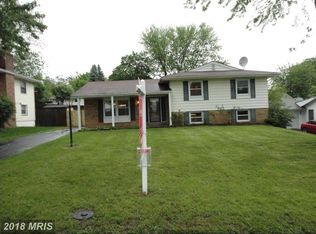 1303 E Jefferson Rd, Sterling, VA 20164