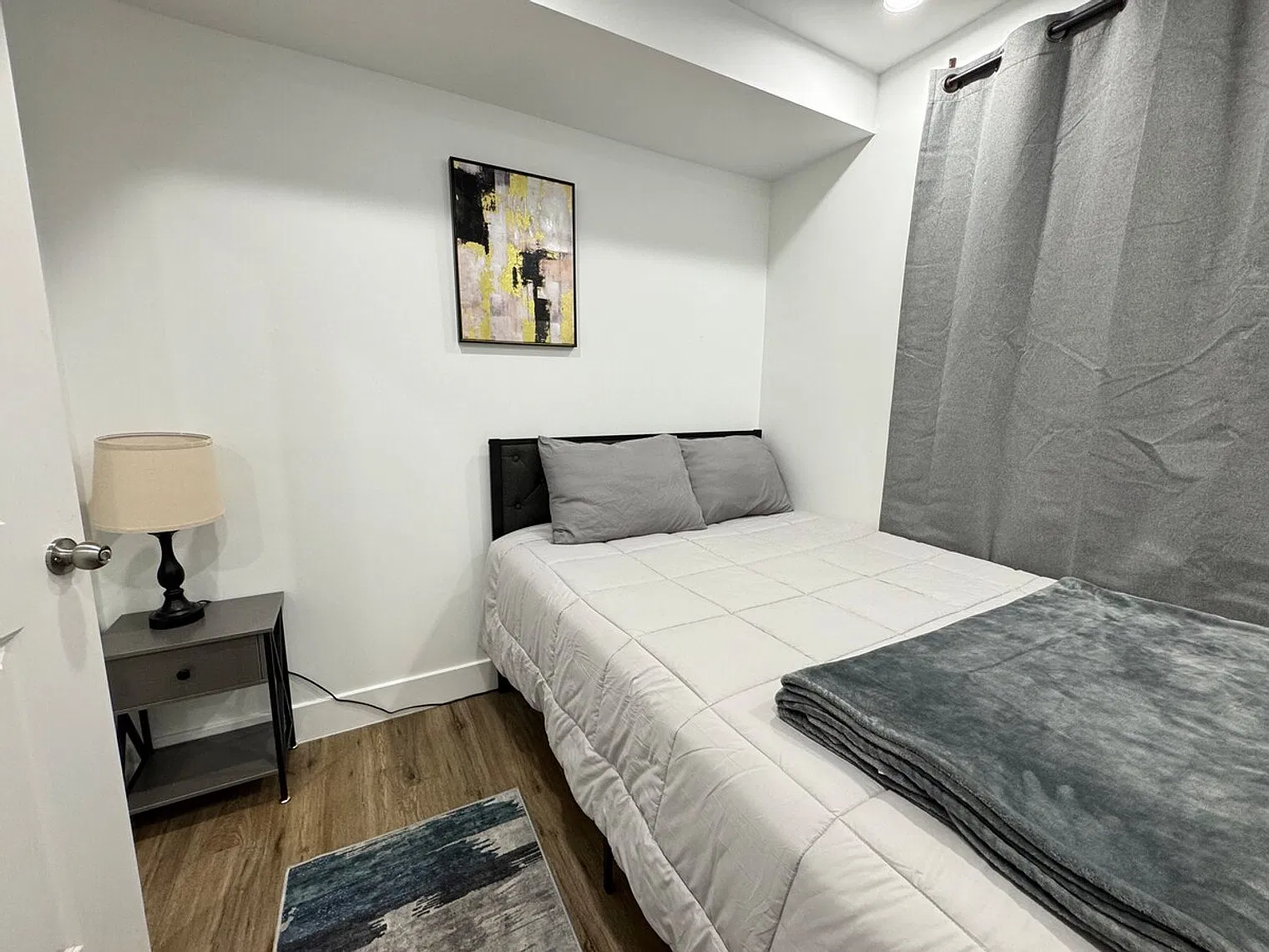 2 bed, 1.0 bath, $4,715 — Photo 4