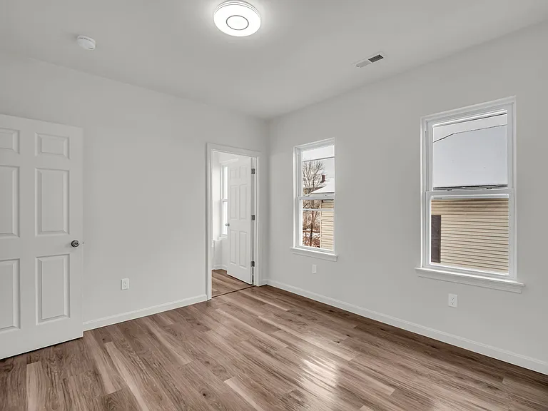 12 Alpine St #3 — Photo 28