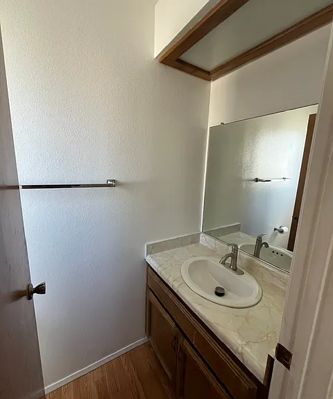 775 S 13th St #B — Photo 5