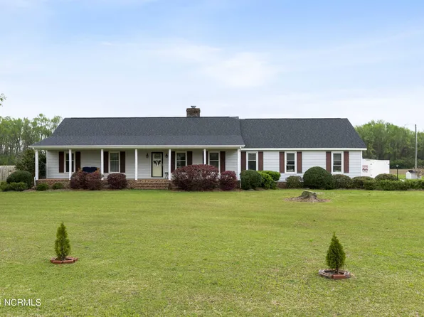 1507 Faro Road, Stantonsburg, NC 27883
