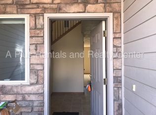 3305 W Bitterroot St, Sioux Falls, SD 57108