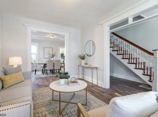 306 S Clinton St, East Orange, NJ 07018