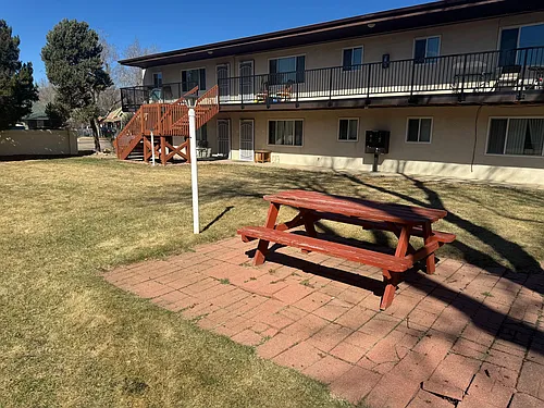 Spring Meadow Apartments Photo 1