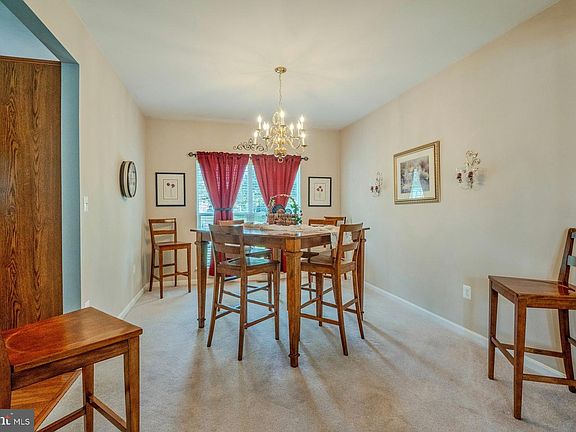 4th image of 44226 Mohave Dr
