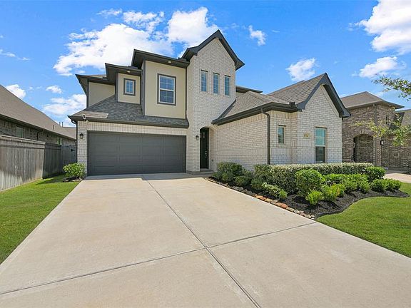 4th image of 8714 Timber Knoll Drive