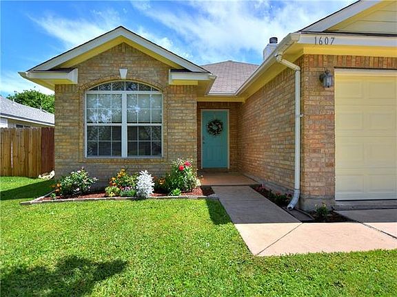 2nd image of 1607 Cindy Ct
