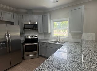 2BR/2BA Apartment off Western Blvd, Raleigh, NC 27606