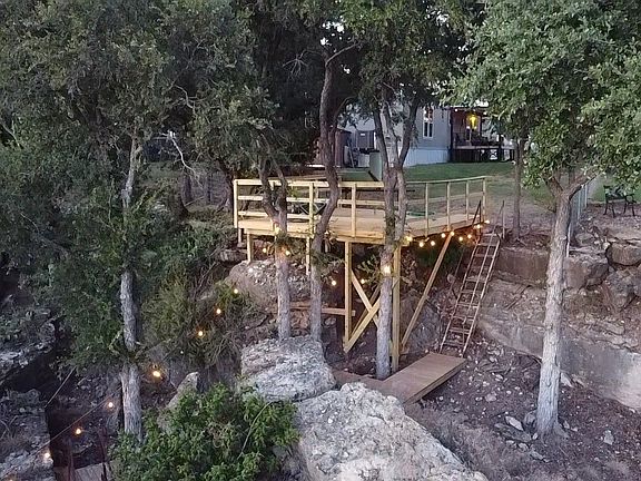4th image of 5041 Tamarack Dr