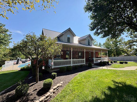 5th image of 985 Ridgefield Rd