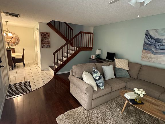 4th image of 5263 Brook Ct #247