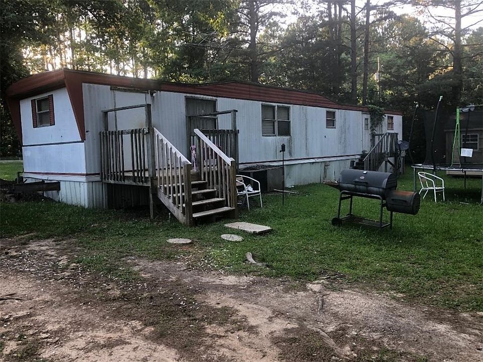 2nd image of 105 Coyote Ln