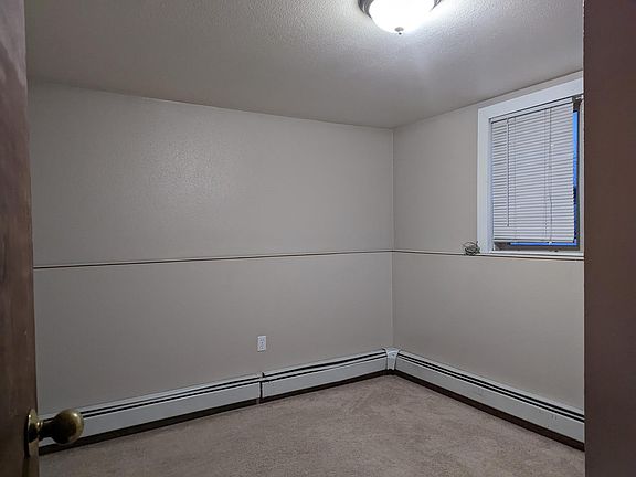 4th image of 2224 Eastland St APT 4