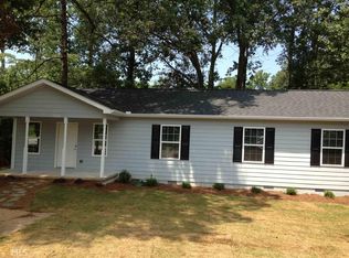 390 Jefferson Ave, Fayetteville, GA 30214