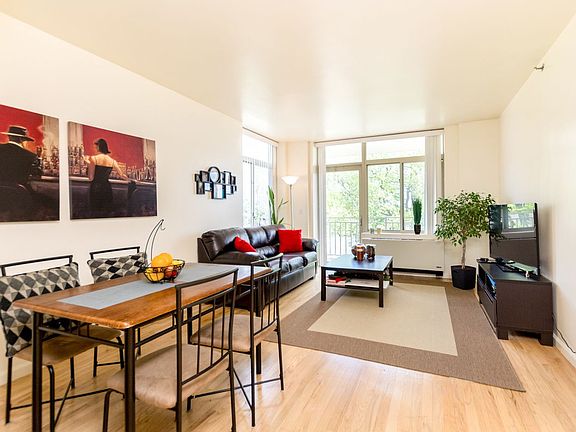 3rd image of 3625 Oxford Ave APT 5B