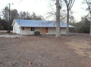 24 Bill Simmons Rd, Osyka, MS 39657