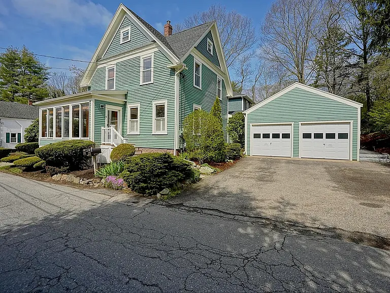 9 Newson Ave — Photo 18