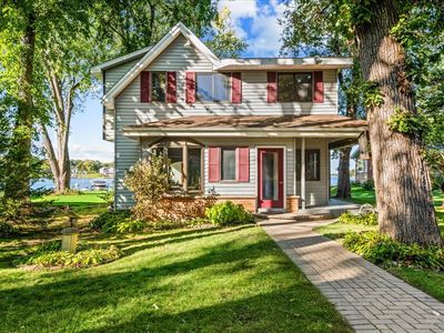 712 Regner Rd, McHenry, IL, 60051