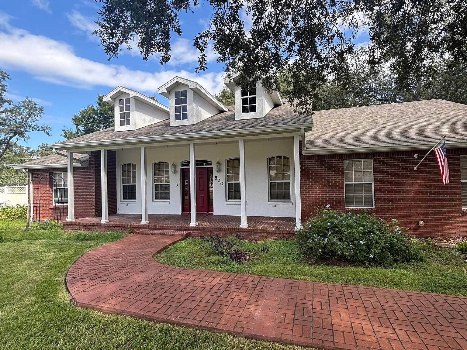 4 bed, 2052 sqft, $2,400 — Photo 1