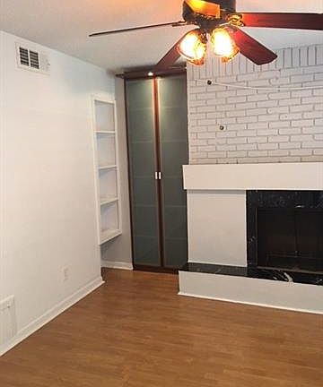 4th image of 4704 McKinney Ave #203