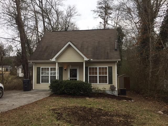 1st image of 3929 Acorn Dr NE