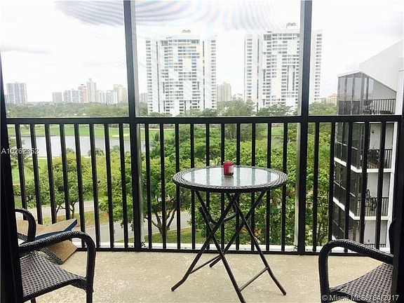 4th image of 2500 Mystic Pointe Dr