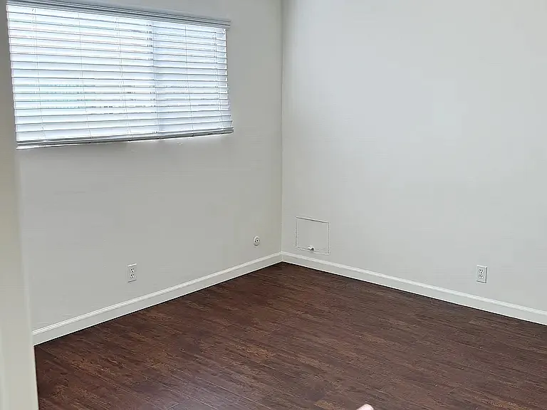 1337 N Gardner St #6 — Photo 16