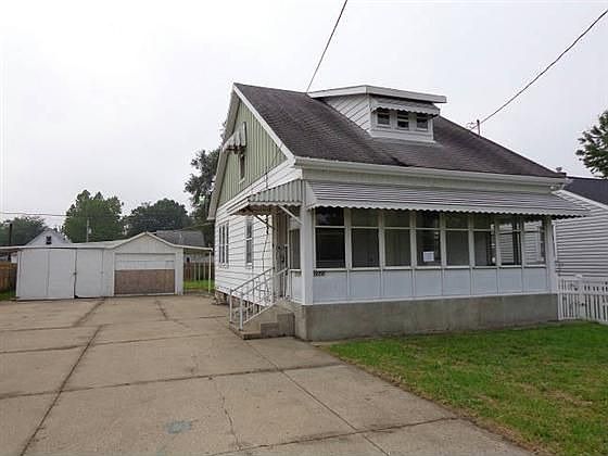 1st image of 2920 W Garden St